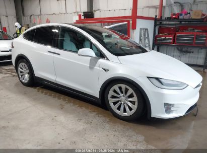 2017 TESLA MODEL X 100D/75D/90D White  Electric 5YJXCBE23HF055745 photo #1