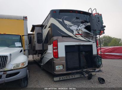 2012 FREIGHTLINER CHASSIS XC Black  Diesel 4UZAB2DT7CCBL9137 photo #4