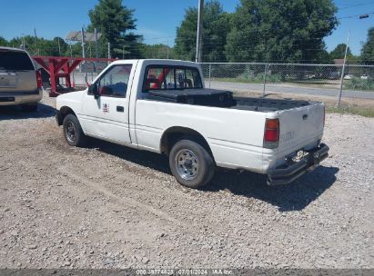 1992 ISUZU CONVENTIONAL SHORT WHEELBASE White  Gasoline 4S1CL11L5N4209035 photo #4