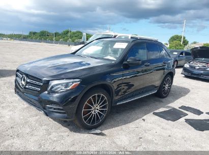 2019 MERCEDES-BENZ GLC 300 Black  Gasoline WDC0G4JB8KF594334 photo #3