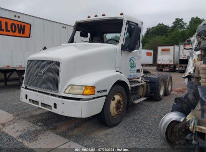 2000 VOLVO VN Gray  Diesel 4V4MD2JF1YN786205 photo #3