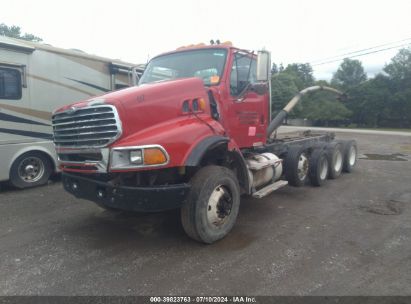 2005 STERLING TRUCK LT 9500 Red  Diesel 2FZHAZDL05AU66311 photo #3