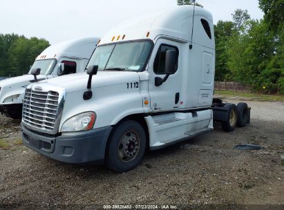 2012 FREIGHTLINER CASCADIA 125 White  Diesel 1FUJGLDR8CSBH2402 photo #3