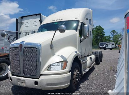 2013 KENWORTH T700 T700 White  Diesel 1XKFDP9X3DJ960263 photo #3