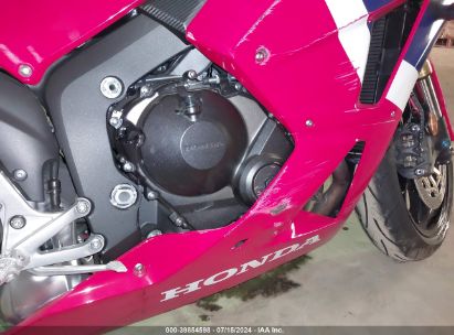 2024 HONDA CBR600 RR Red  Gasoline JH2PC40J3RK100382 photo #4