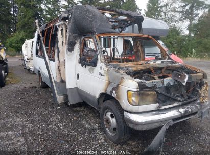 2002 FORD E-450 CUTAWAY 1FDXE45F92HB63945 photo #1