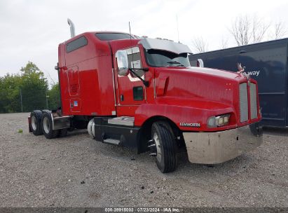 2005 KENWORTH T600 T600 Red  Diesel 1XKADB9X55J060091 photo #1