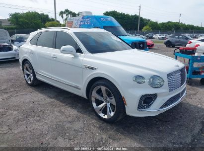 2021 BENTLEY BENTAYGA White  Hybrid SJAAJ2ZV3MC036119 photo #1