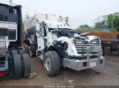 2020 MACK GRANITE White  Diesel 1M2GR2GC4LM012676 photo #1