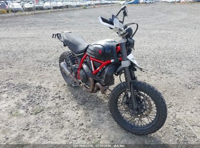 2021 DUCATI SCRAMBLER DESERT SLED Black  Gasoline ZDMKAFPM2MB005636 photo #1