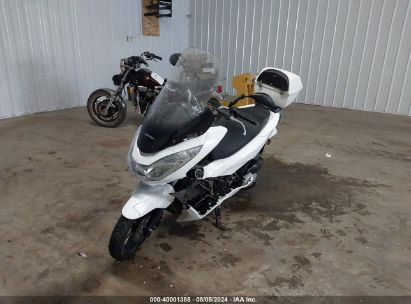 2015 HONDA PCX 150 White  Gasoline RLHKF1809FY000669 photo #3