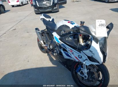 2024 BMW S 1000 RR White  Gasoline WB10E6305R6J52105 photo #1