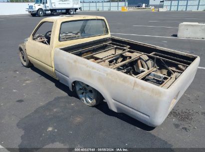 1990 TOYOTA PICKUP 1/2 TON SHORT WHEELBASE Yellow  Gasoline 2G1FC3D32E9145389 photo #4