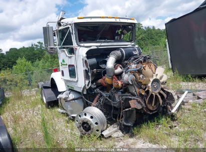 2007 KENWORTH CONSTRUCTION T800 White  Diesel 1XKDDB9X07J189999 photo #1