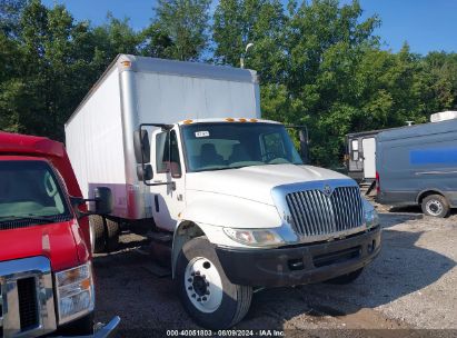 2005 INTERNATIONAL 4000 4300 White  Diesel 1HTMMAAM95H110165 photo #1