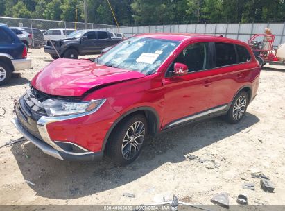 2017 MITSUBISHI OUTLANDER SE/SEL Red  Gasoline JA4AD3A35HZ023150 photo #3