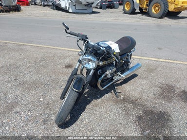 2010 MOTO GUZZI V7 CLASSIC ZGULWC003AM113381 photo #3