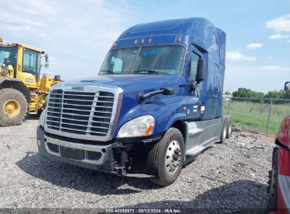 2017 FREIGHTLINER CASCADIA 125 Blue  Diesel 1XKYD49X5NJ496532 photo #3