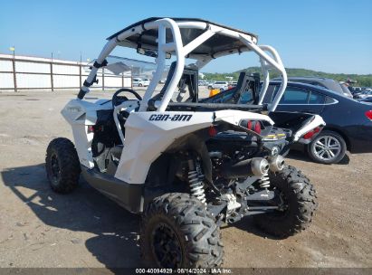 2016 CAN-AM MAVERICK XC 1000R/DPS 1000R White  Gasoline 3JBPVAP2XGJ001083 photo #4