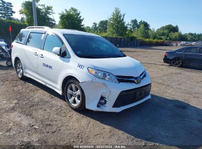 2020 TOYOTA SIENNA LE White  Gasoline 5TDKZ3DC0LS085007 photo #1