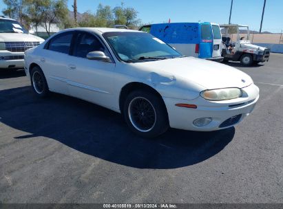 2002 OLDSMOBILE AURORA 4.0 White  Gasoline 1G3GS64C424167117 photo #1