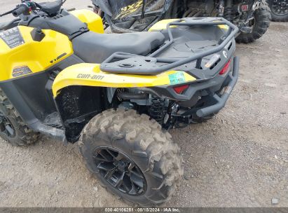 2024 CAN-AM OUTLANDER XT 700/PRO HUNTING EDITION HD7 Yellow  Gasoline 3JB3KA546RJ000883 photo #4