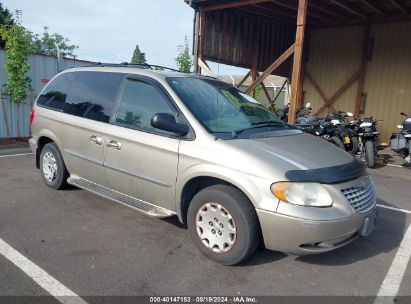 2002 CHRYSLER VOYAGER LX Gold  Flexible Fuel 1C8GJ45392B590274 photo #1