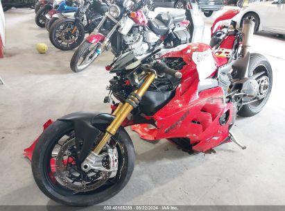 2024 DUCATI PANIGALE V4S Red  Gasoline ZDMDAGWWXRB009328 photo #3