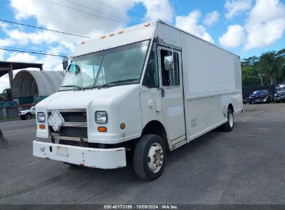 2001 FREIGHTLINER CHASSIS M LINE WALK-IN VAN   Diesel 4UZAARBW51CH52539 photo #3