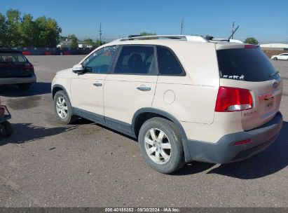 2011 KIA SORENTO LX Cream  Gasoline 5XYKT3A16BG099946 photo #4