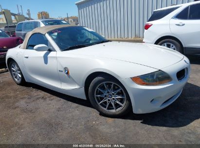 2004 BMW Z4 2.5I White  Gasoline 4USBT335X4LS52765 photo #1