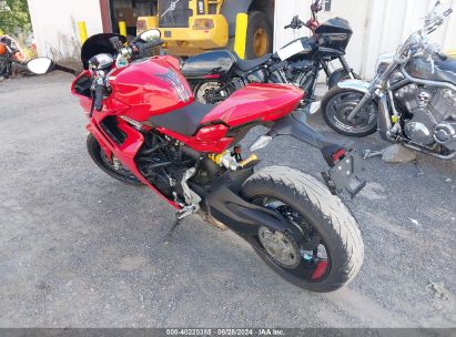 2022 DUCATI SUPERSPORT Red  Gasoline ZDMVABDS5NB002787 photo #4