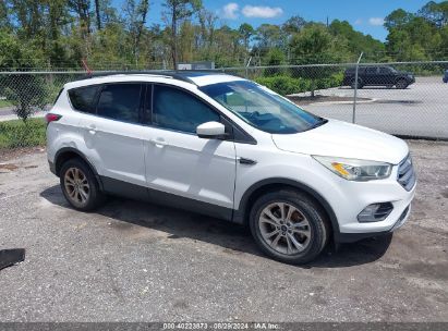 2017 FORD ESCAPE SE White  Gasoline 1FMCU9GD6HUB45591 photo #1