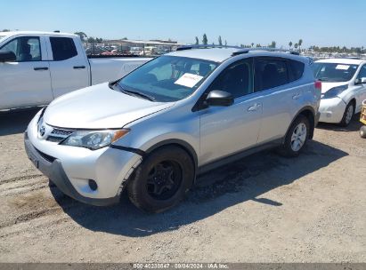 2015 TOYOTA RAV4 LE Silver  Gasoline JTMBFREV7FJ033564 photo #3