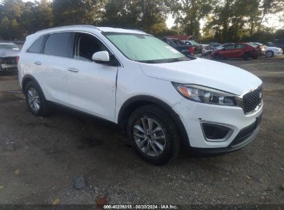 2018 KIA SORENTO 2.4L LX White  Gasoline 5XYPG4A3XJG357367 photo #1