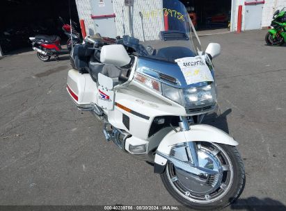 1996 HONDA GL1500 SE12 White  Other 1HFSC2233TA804302 photo #1