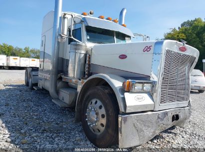 2005 PETERBILT 379 White  Diesel 1XP5DB9X35D860852 photo #1