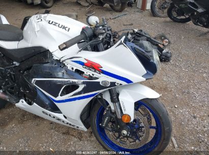 2023 SUZUKI GSX-R1000 White  Gasoline JS1DM11H3N7100036 photo #1