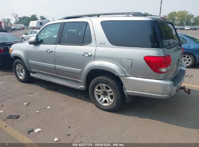 2005 TOYOTA SEQUOIA SR5 V8 Silver  Gasoline 5TDBT44AX5S240025 photo #4