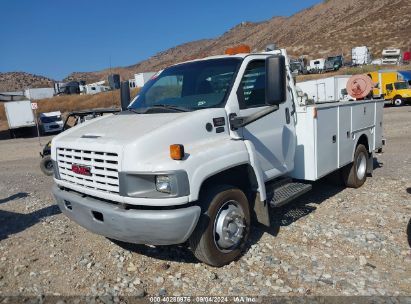 2006 GMC C5500 White  Diesel 1GDE5C1206F412378 photo #3