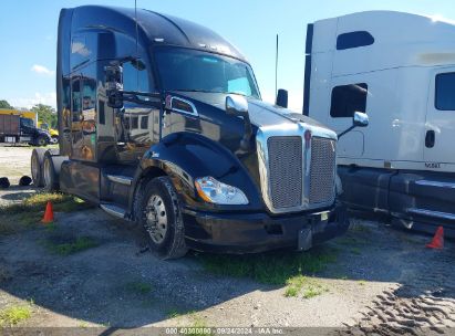 2018 KENWORTH T680 Black  Diesel 1XKYDP9X4JJ170877 photo #1