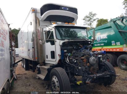 2022 KENWORTH T3 SERIES White  Diesel 2NKHLJ9X7NM129880 photo #1