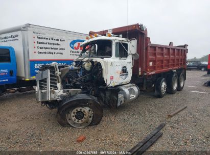 2001 MACK RD688S RD600 White  Diesel 1M2P267C41M055858 photo #3