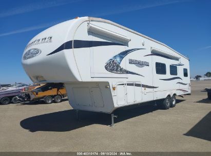 2010 KEYSTONE 5TH WHEEL TRAVEL TRAILER White  Other 4YDF34727AR731308 photo #3