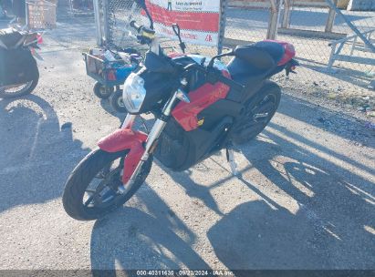 2017 ZERO MOTORCYCLES INC SR 13.0 Red  Electric 538SMCZ60HCG08627 photo #3