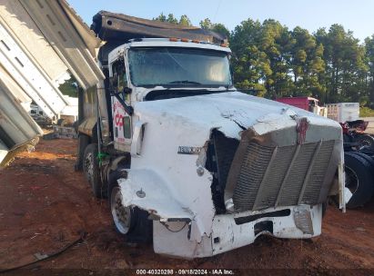 2007 KENWORTH T800 T800 White  Diesel 3WKDAB8X57F171612 photo #1