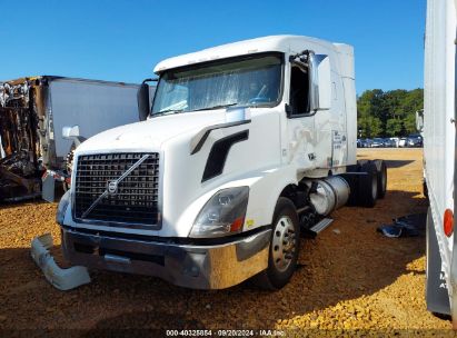 2012 VOLVO VN VNL White  Diesel 1HTSCAAL2SH640961 photo #3