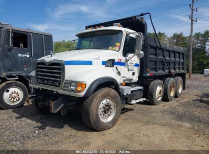 2007 MACK 700 CV700 White  Diesel 1M2AG11Y17M056036 photo #3