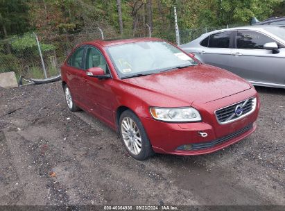 2011 VOLVO S40 T5/T5 R-DESIGN Red  Gasoline YV1672MS3B2533376 photo #1