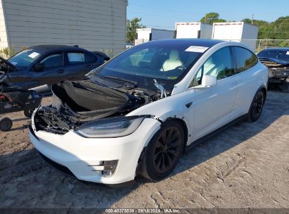 2018 TESLA MODEL X 100D/75D/P100D White  Electric 5YJXCBE29JF120426 photo #3